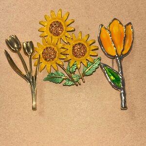 Floral Brooches Including E. Pearl, Tulips 🌷 & Sunflower, OS